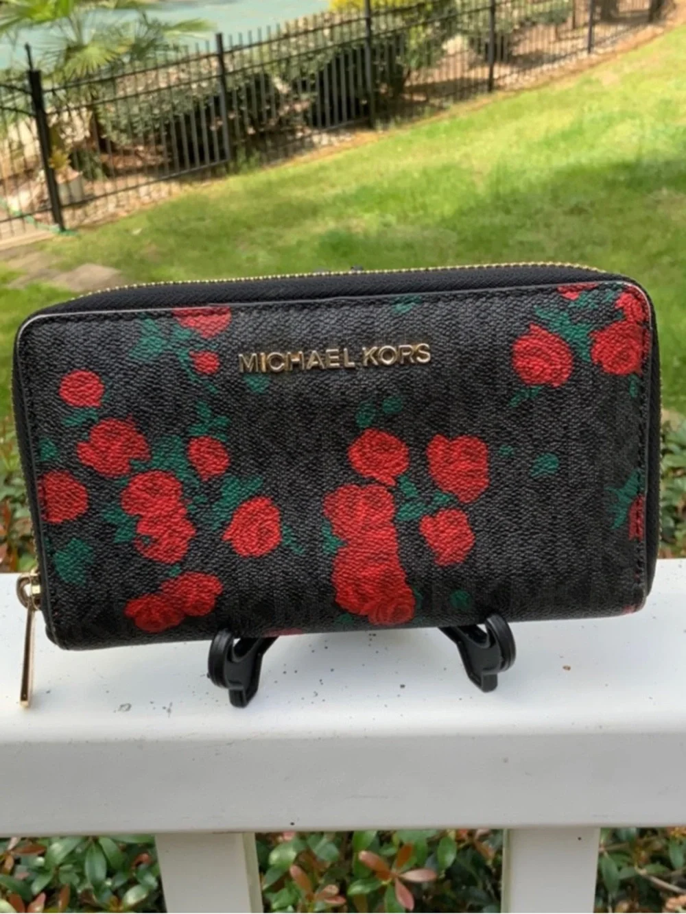 Michael Kors Black Wallet with Red Floral Print NWOT - Picture 1 of 10